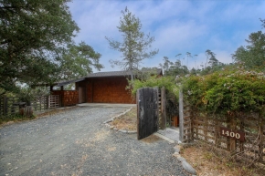 1400 Spencer Street, Cambria, CA 93428